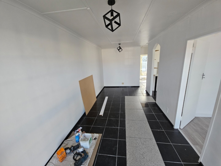 3 Bedroom Property for Sale in Eastridge Western Cape